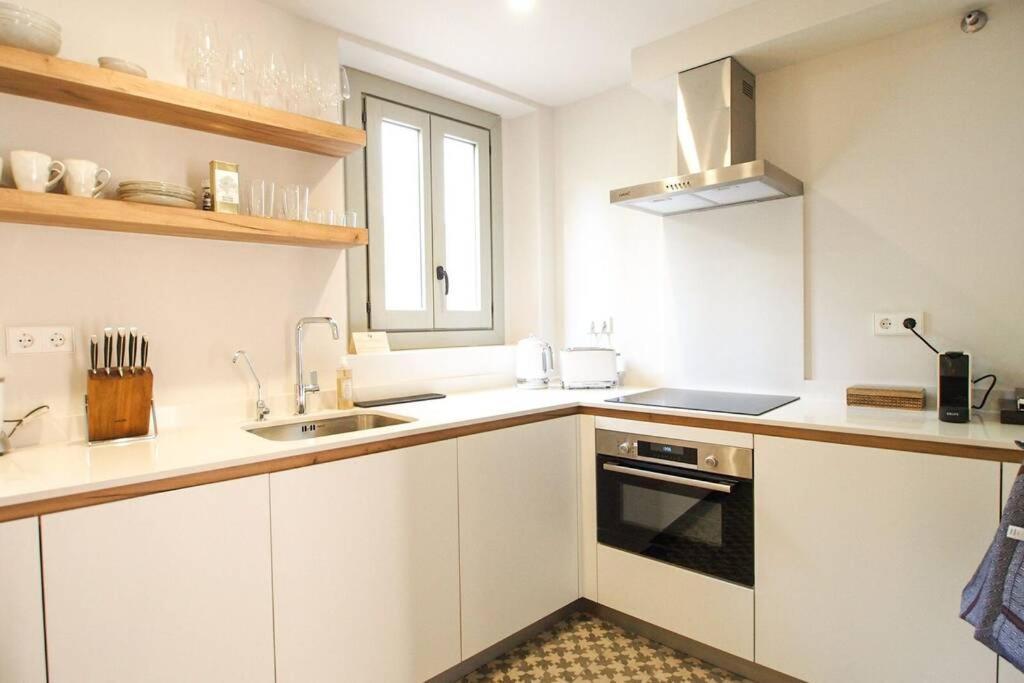 Velo Vern 1 Beautiful New Apartment 2 Bed Ensuite Girona Exteriör bild