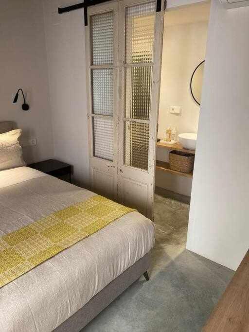 Velo Vern 1 Beautiful New Apartment 2 Bed Ensuite Girona Exteriör bild